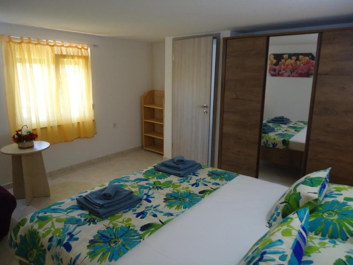 Holi Apartamento Čavle Exterior foto